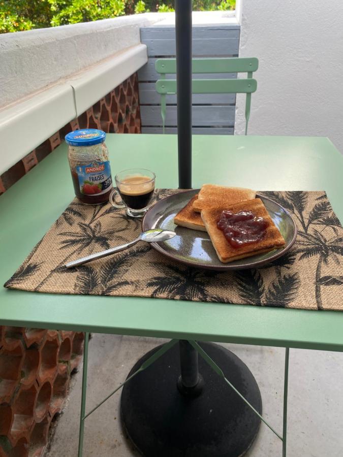 Terrasse, Intra-muros, Climatise Avec Wifi Avignon